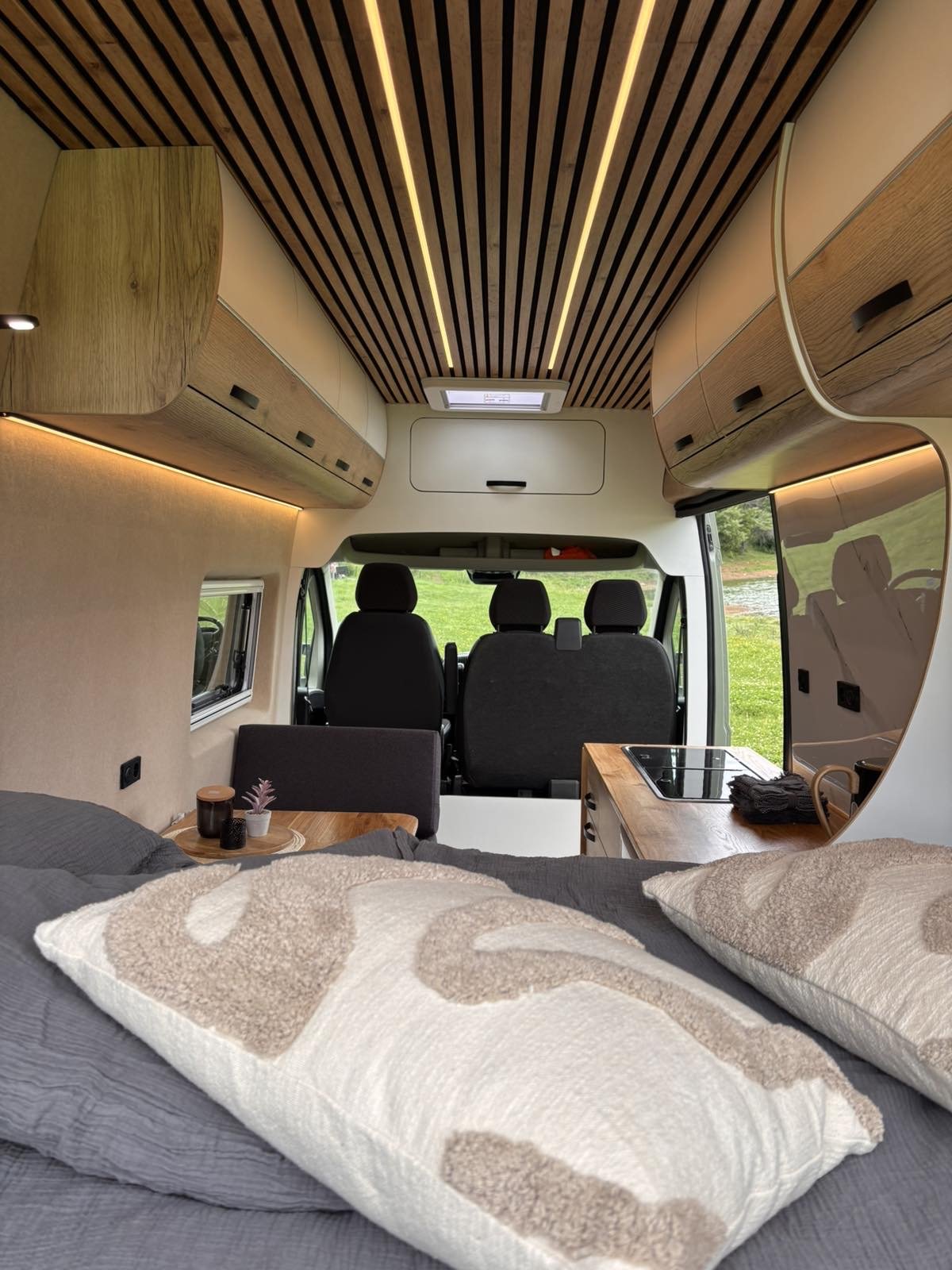 Peugeot Camper Conversion detail 6